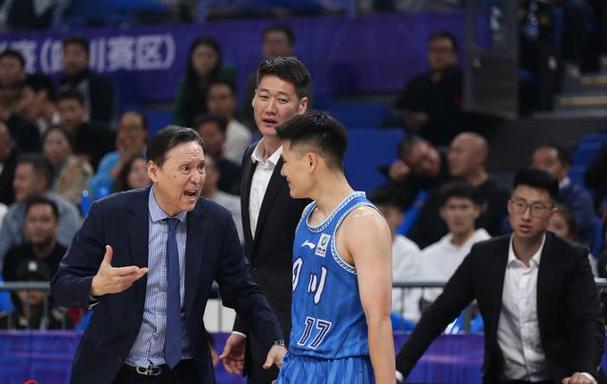 在这个呼吁 在这个呼吁